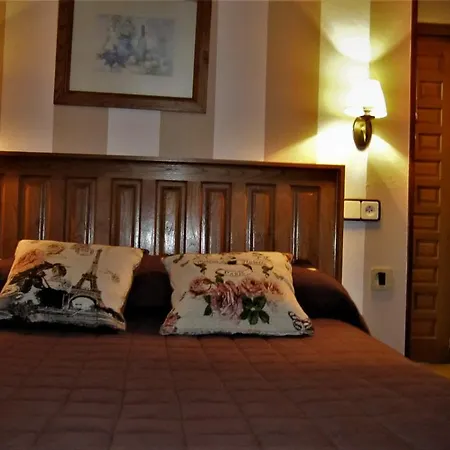 Couette-café Santa Juliana 3*